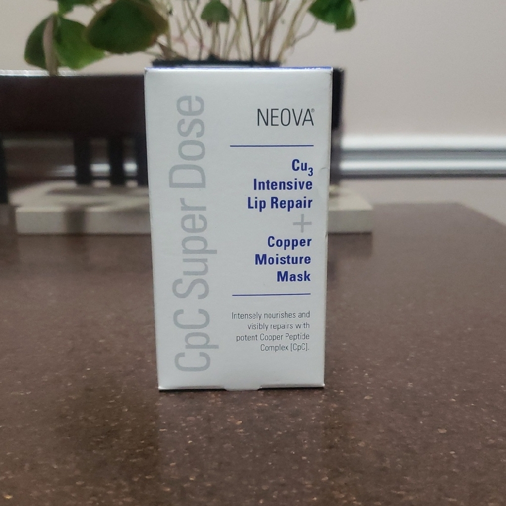 Neova Cpc Super Dose. Cut Intensive Lip Repair+Copper Moisture Mask.